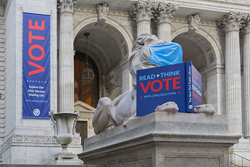 The Lion Statue in front of New York Public Library wore face mask during 2020 United States presidential election.