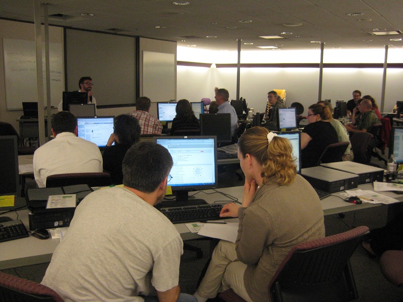 Classroom with online training for new reviewers